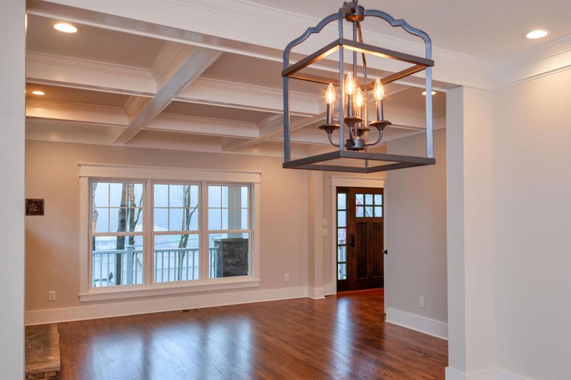 Dream House Plan - Interior - Family Room 1 for Craftsman House Plan #461-85 - 3 bed, 2.5 bath