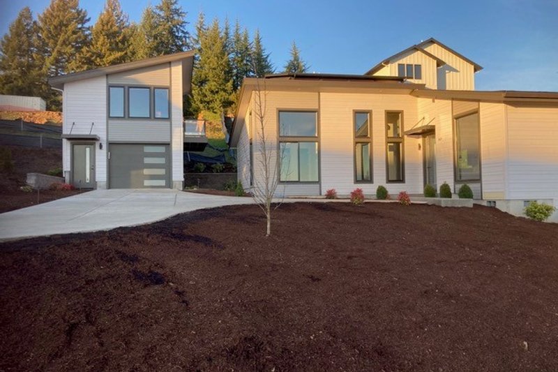 Dream House Plan - Photo 9 for Contemporary House Plan #932-177, 1 bath