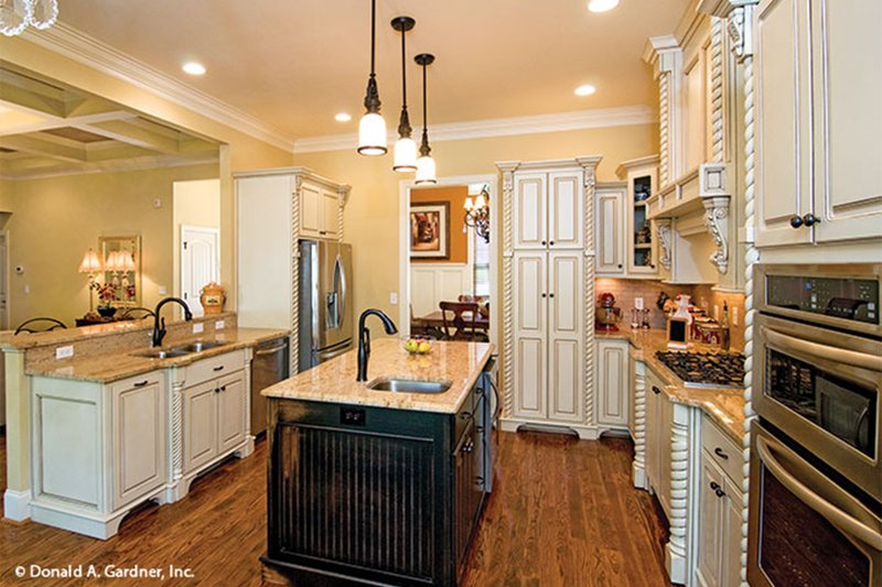 Architectural House Design - Interior - Kitchen for European House Plan #929-59 - 3 bed, 2 bath