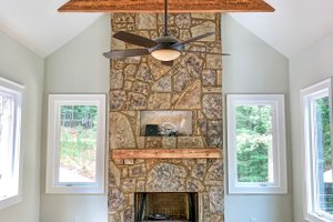 Interior - Other 1 for Craftsman House Plan #437-121 - 4 bed, 3.5 bath