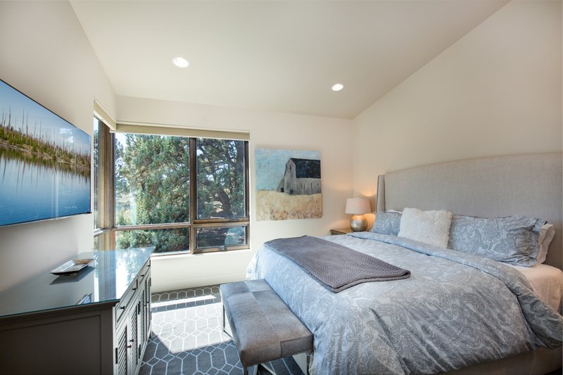 House Blueprint - Interior - Bedroom for Contemporary House Plan #892-42 - 4 bed, 5.5 bath