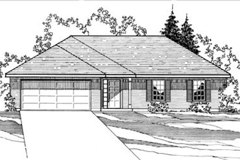 Traditional Style House Plan - 3 Beds 2 Baths 1323 Sq/Ft Plan #31-139