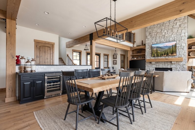 Dream House Plan - Interior - Dining Room for Craftsman House Plan #892-50 - 5 bed, 4.5 bath