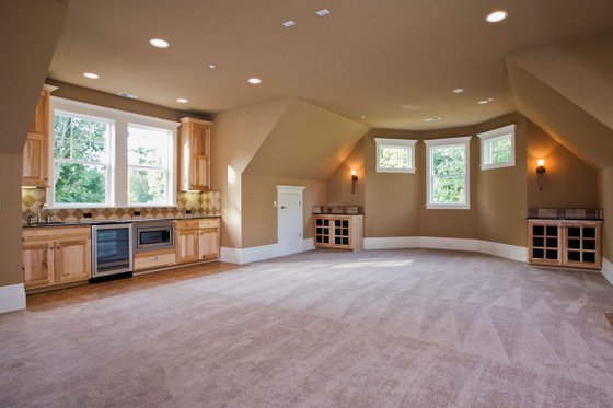 Photo 27 for Craftsman House Plan #132-182 - 5 bed, 5.5 bath