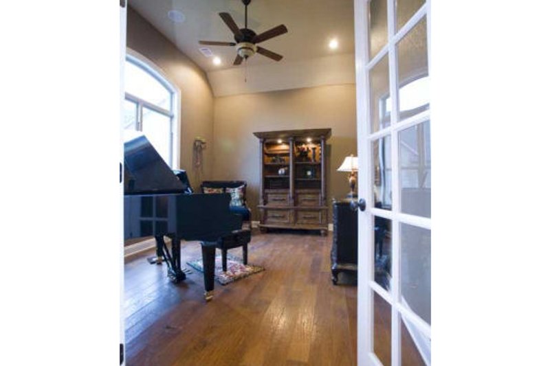 Dream House Plan - Photo 8 for European House Plan #17-293 - 3 bed, 2.5 bath