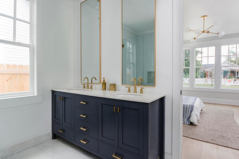 Architectural House Design - Interior - Master Bathroom for Traditional House Plan #461-82 - 4 bed, 3 bath