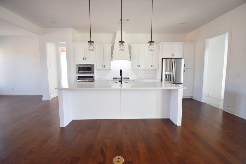 Architectural House Design - Interior - Kitchen 4 for Farmhouse House Plan #430-215 - 4 bed, 3 bath