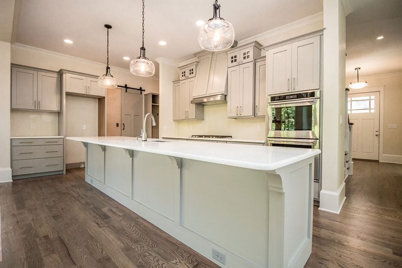 Architectural House Design - Interior - Kitchen 2 for Craftsman House Plan #119-370 - 4 bed, 4 bath