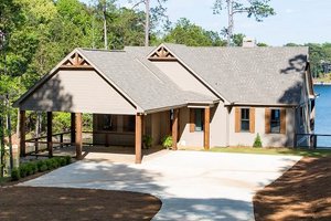 Traditional Exterior - Front Elevation Plan #63-412