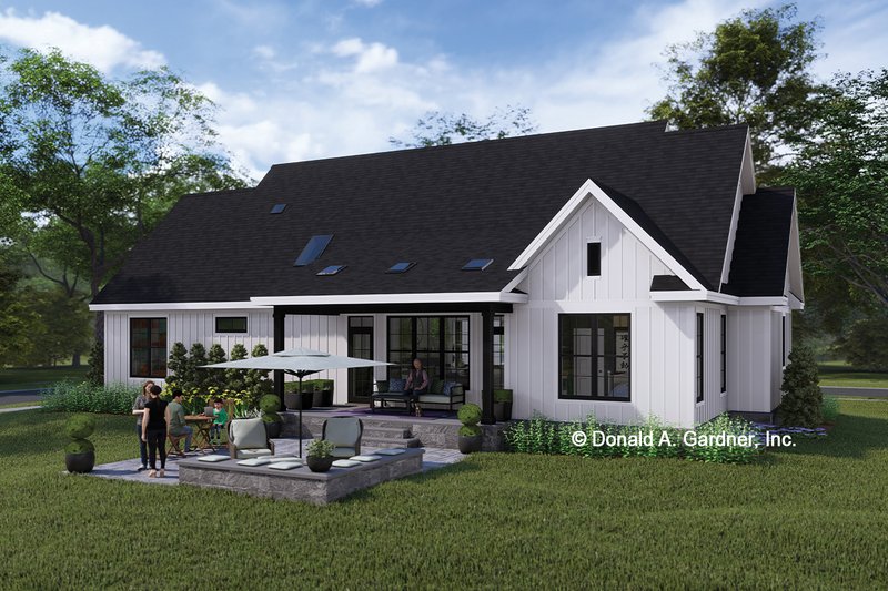 House Design - Exterior - Rear Elevation for Ranch House Plan #929-1191 - 4 bed, 2.5 bath