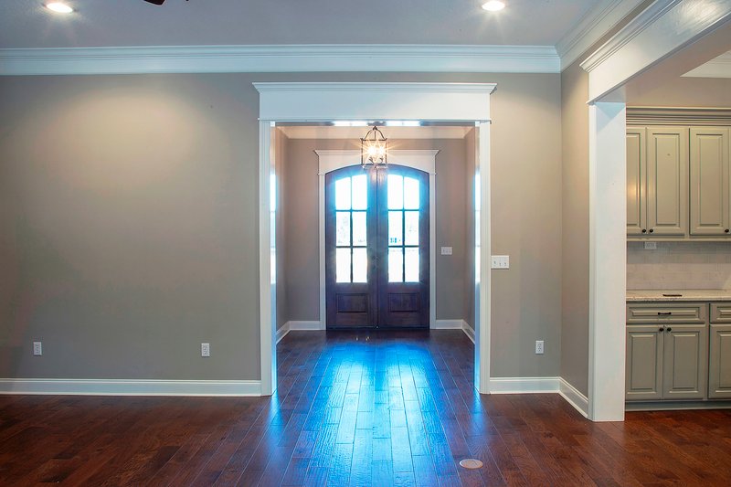 Dream House Plan - Interior - Family Room for European House Plan #430-139 - 4 bed, 2.5 bath