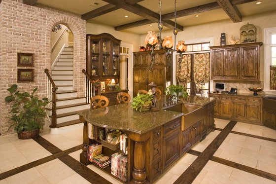 Interior - Kitchen for Southern House Plan #20-2173 - 6 bed, 6.5 bath
