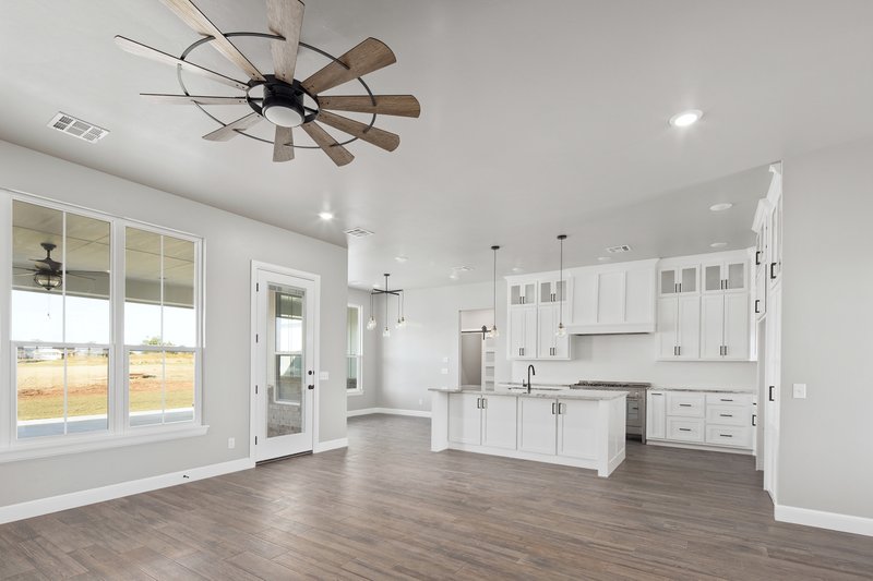 Home Plan - Interior - Family Room 1 for Farmhouse House Plan #430-184 - 4 bed, 2.5 bath