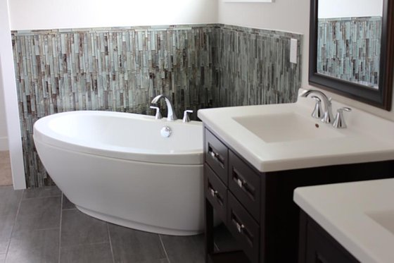 Interior - Master Bathroom for Traditional House Plan #20-2126 - 4 bed, 3.5 bath