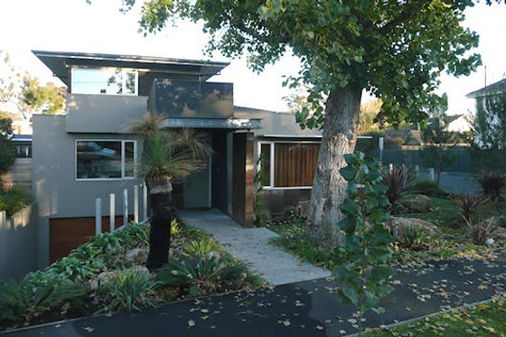 Exterior - Front Elevation for Modern House Plan #496-15 - 4 bed, 3.5 bath