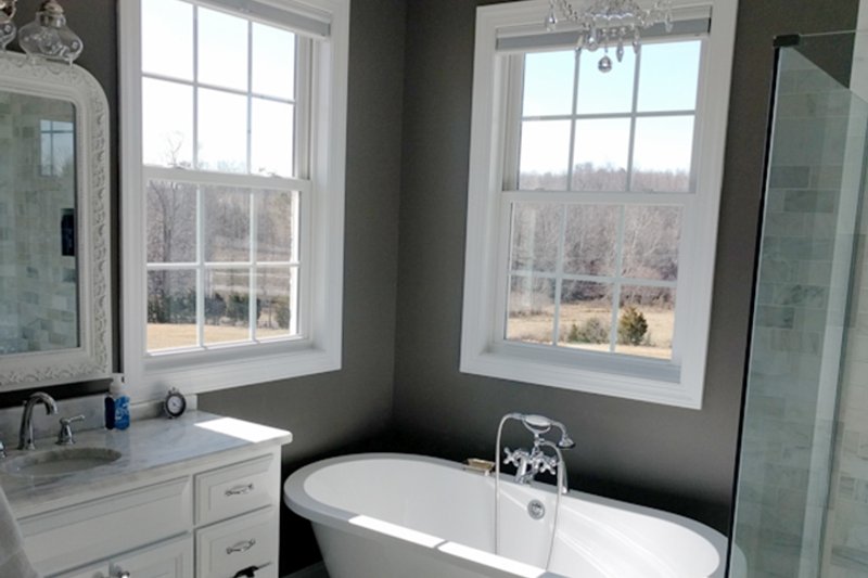 Home Plan - Interior - Master Bathroom for Country House Plan #929-527 - 4 bed, 3.5 bath