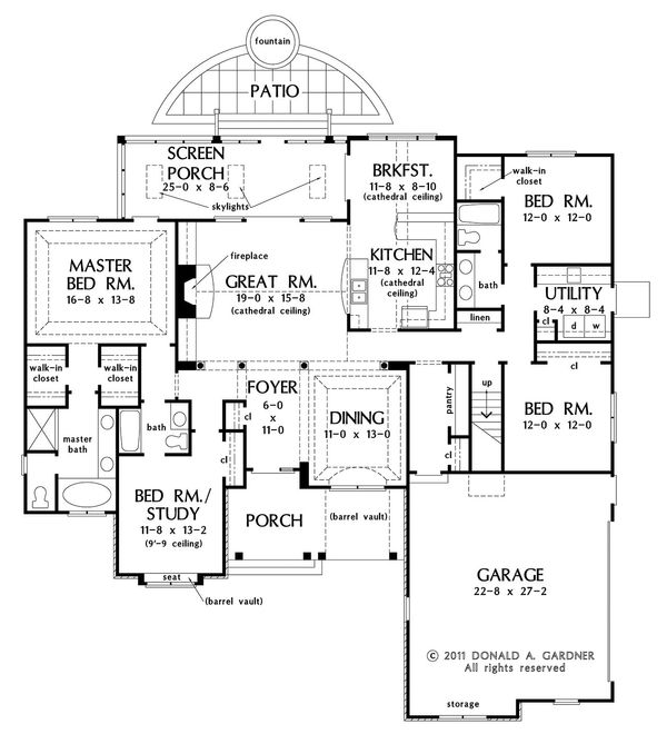House Plan Design - European Floor Plan - Main Floor Plan #929-27