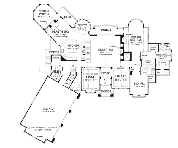 European Floor Plan - Main Floor Plan #929-912