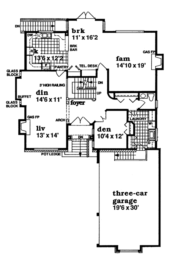 House Plan Design - European Floor Plan - Main Floor Plan #47-1032