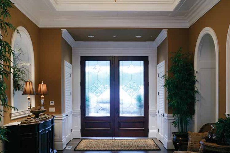 Architectural House Design - Interior - Entry for Prairie House Plan #132-354 - 4 bed, 6 bath