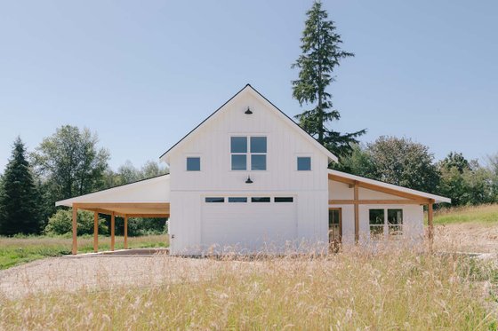 Barndominium Style Plan