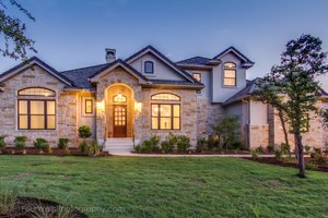 House Blueprint - Traditional Exterior - Front Elevation Plan #935-25