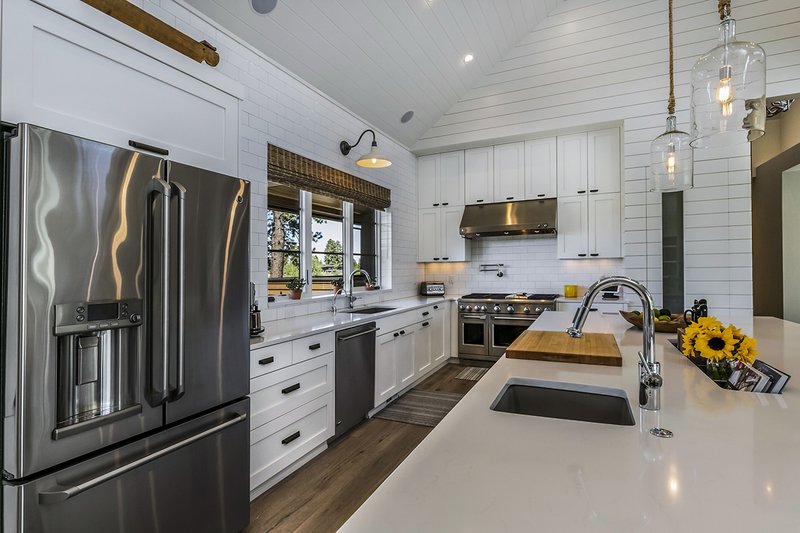 Architectural House Design - Interior - Kitchen 2 for Contemporary House Plan #892-21 - 3 bed, 3.5 bath