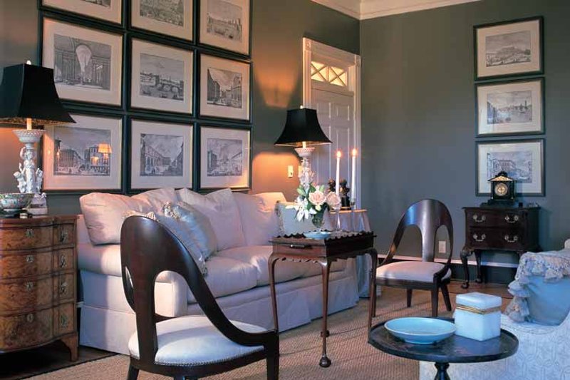 Dream House Plan - Interior - Family Room 1 for Classical House Plan #137-307 - 4 bed, 4 bath