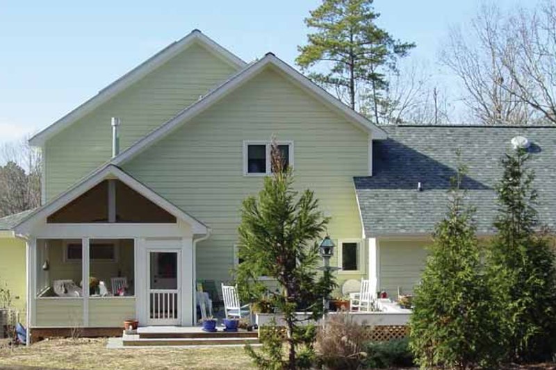 Dream House Plan - Exterior - Rear Elevation for Craftsman House Plan #939-1 - 4 bed, 3.5 bath