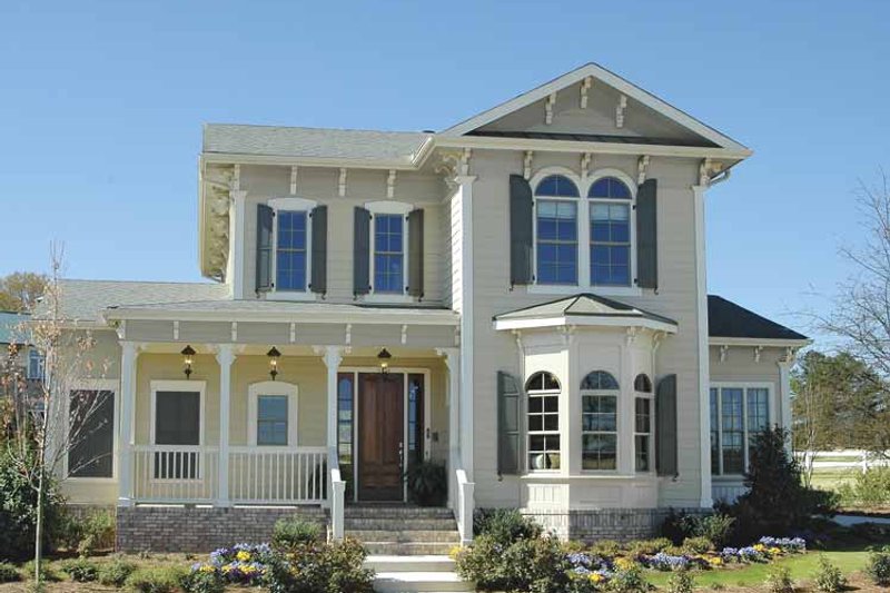 Dream House Plan - Traditional Exterior - Front Elevation Plan #54-315