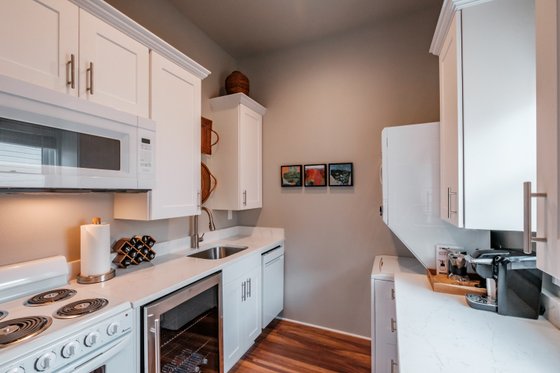 Photo 5 for Bungalow House Plan #932-625, 1 bath