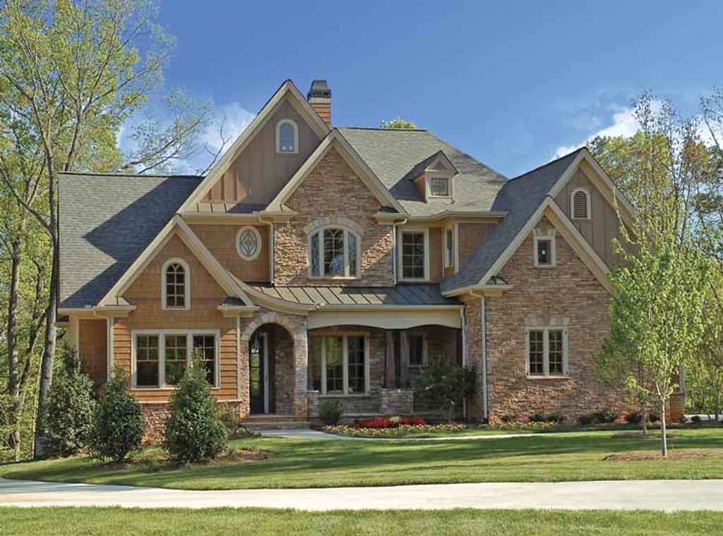 European Style House Plan 4 Beds 3 5 Baths 3766 Sq Ft European Style House Plan 4 Beds 3 5 Baths 3766 Sq Ft