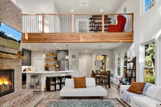 Interior - Family Room for Contemporary House Plan #1070-62 - 3 bed, 3.5 bath