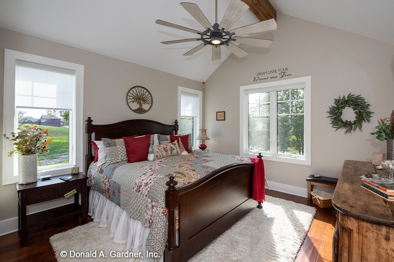 Dream House Plan - Interior - Bedroom for Traditional House Plan #929-1042 - 5 bed, 5 bath