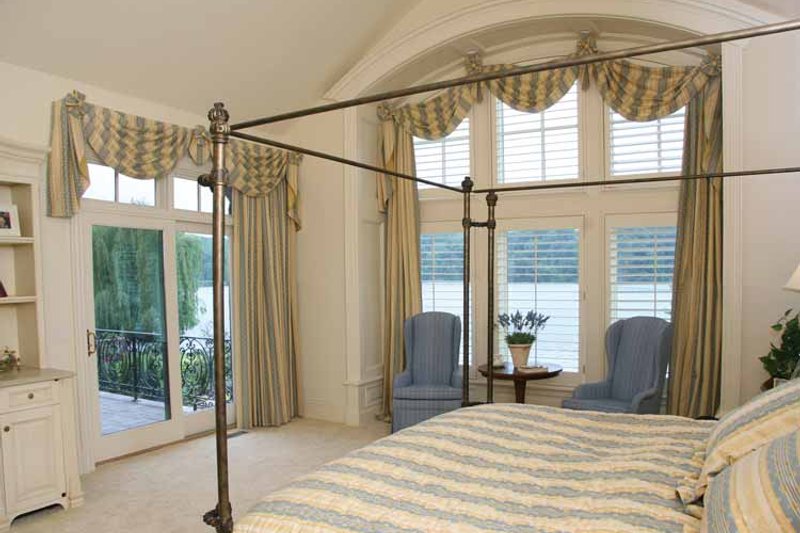 Home Plan - Interior - Master Bedroom for Country House Plan #928-166 - 3 bed, 4 bath