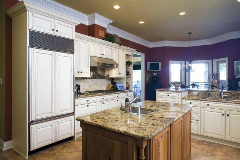 Architectural House Design - Interior - Kitchen for Traditional House Plan #17-2775 - 4 bed, 4.5 bath