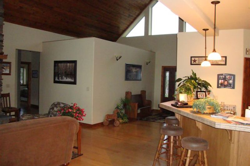 Dream House Plan - Interior - Family Room 1 for Contemporary House Plan #117-849 - 3 bed, 2.5 bath