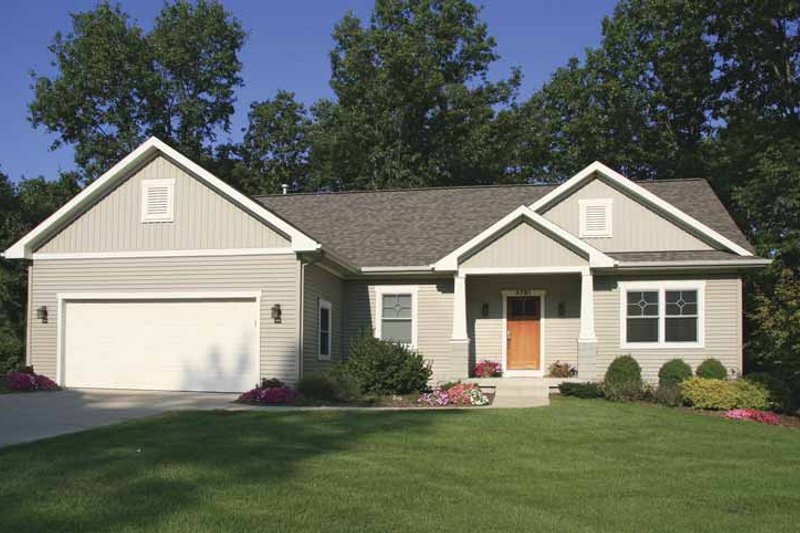 Home Plan - Craftsman Exterior - Front Elevation Plan #928-120