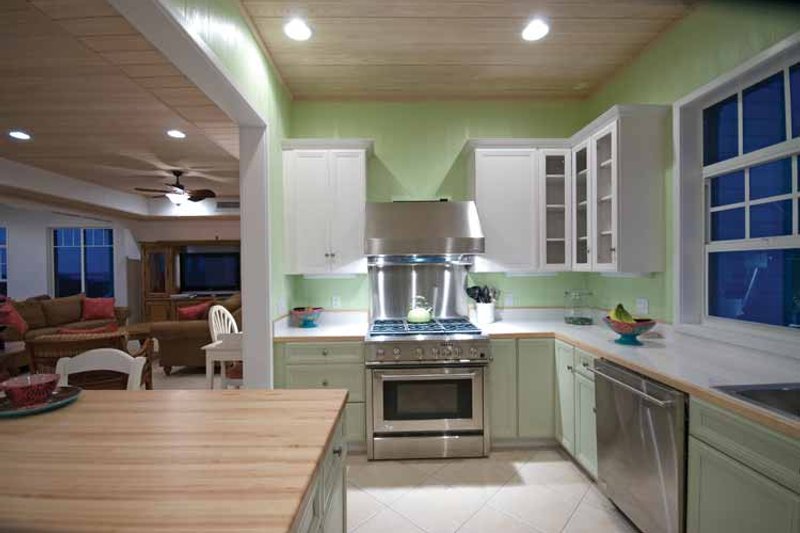 Architectural House Design - Interior - Kitchen for Country House Plan #928-57 - 4 bed, 4.5 bath
