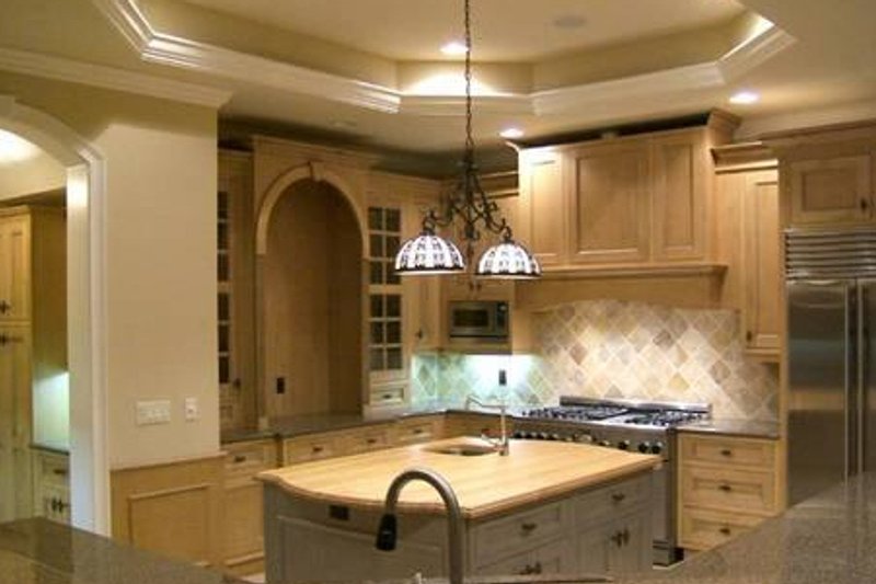 House Plan Design - Photo 7 for Mediterranean House Plan #27-214 - 4 bed, 4.5 bath