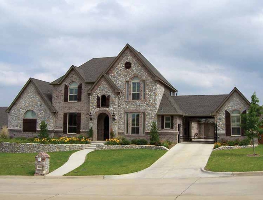 Tudor Style House Plan 5 Beds 3 5 Baths 3355 Sq Ft Plan Tudor Style House Plan 5 Beds 3 5 Baths 3355 Sq Ft Plan