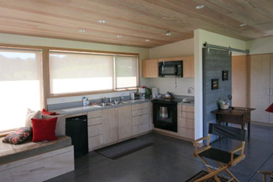 Exterior - Other Elevation 3 for Modern House Plan #517-1 - 1 bed, 1 bath