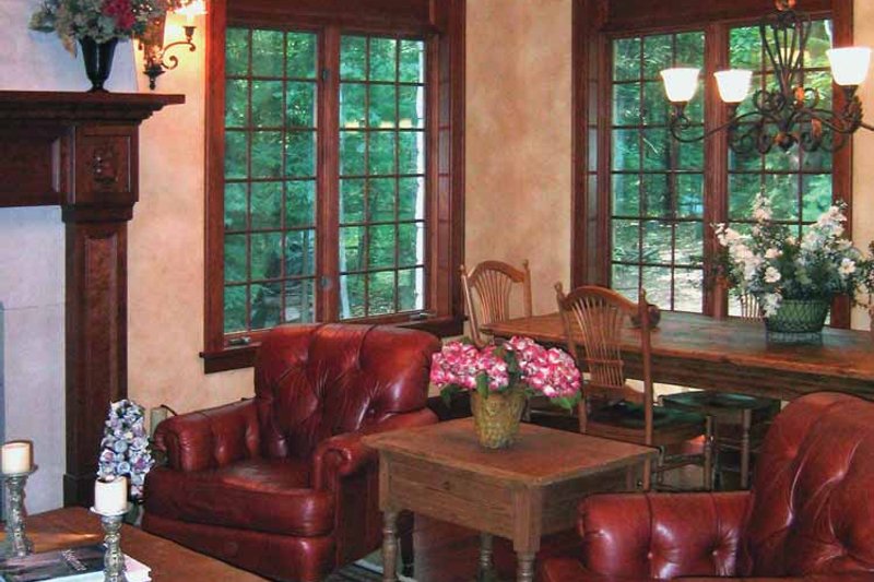 Home Plan - Interior - Family Room for Country House Plan #928-114 - 4 bed, 4 bath