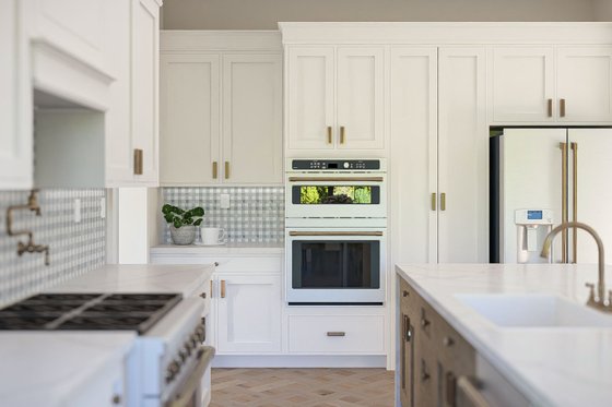 Interior - Kitchen 1 for Farmhouse House Plan #455-735 - 3 bed, 2.5 bath