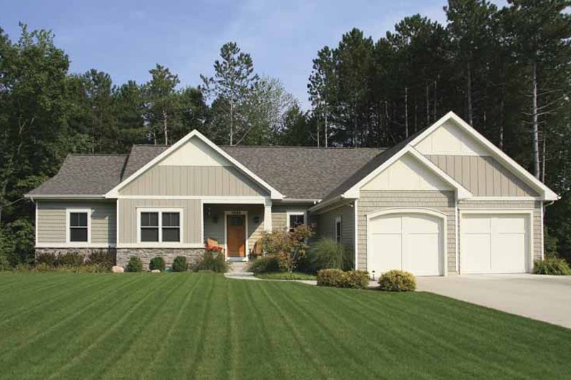Home Plan - Craftsman Exterior - Front Elevation Plan #928-152