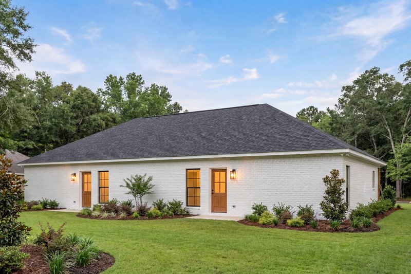 House Blueprint - Exterior - Rear Elevation for Traditional House Plan #430-314 - 4 bed, 4 bath