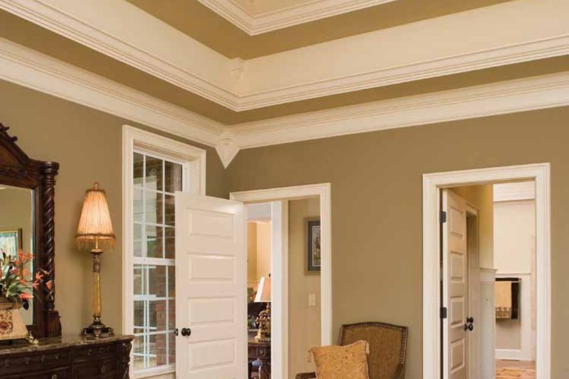 Home Plan - Interior - Master Bedroom for Traditional House Plan #929-778 - 4 bed, 4.5 bath