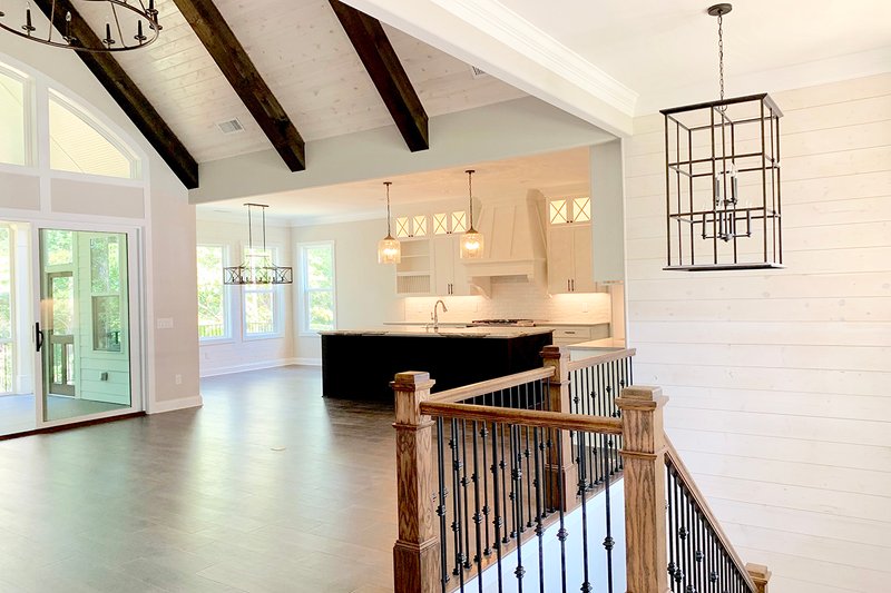 Architectural House Design - Interior - Kitchen 5 for Craftsman House Plan #437-104 - 4 bed, 4 bath