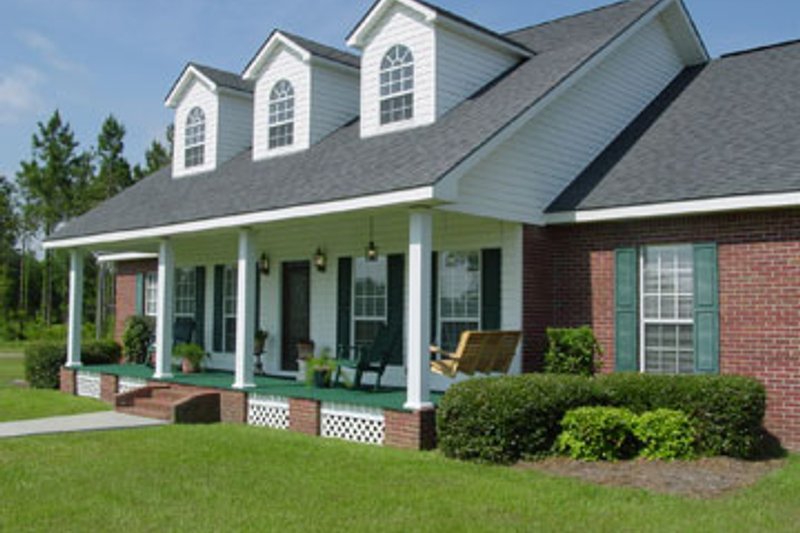 House Blueprint - Photo 3 for Traditional House Plan #44-103 - 3 bed, 2.5 bath