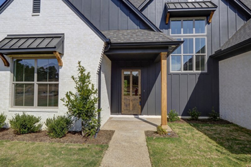 Architectural House Design - Photo 5 for Farmhouse House Plan #927-1028 - 4 bed, 3.5 bath